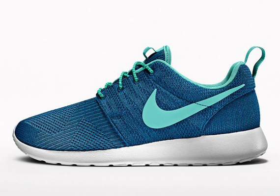 Nike Roshe Run Jacquard Nikeid 01