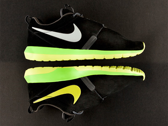 Nike Roshe Run NM - Black - Silver - Volt