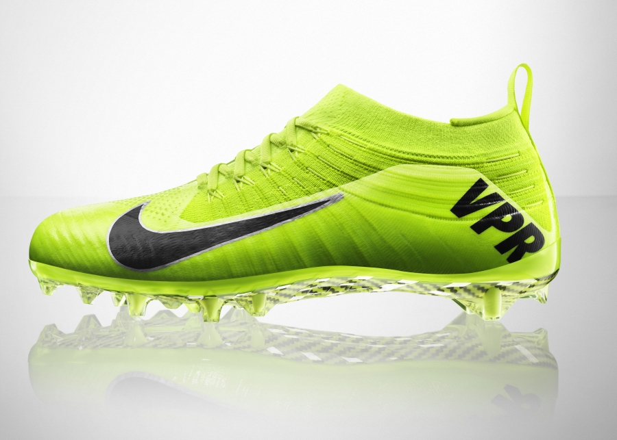 Nike Vapor Ultimate Flyknit Cleat 05