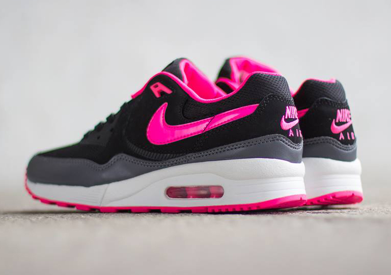 Nike WMNS Air Max Light - Black - Hyper Pink - Dark Grey