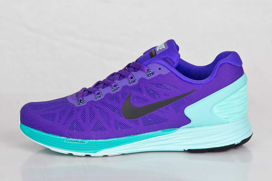 Nike Wmns Lunarglide 6 Hyper Grape Hyper Turquoise 02