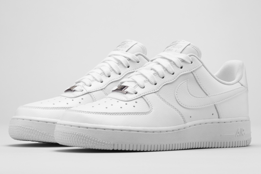 Nike Womens Air Force 1s 04