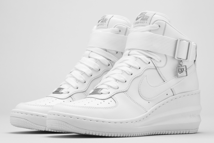 Nike Womens Air Force 1s 11