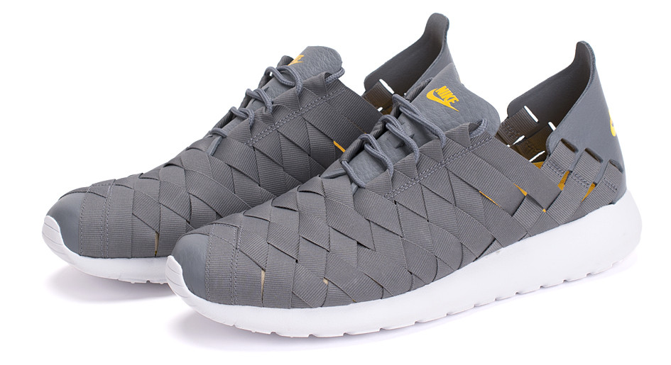 Nike Womens Roshe Run Woven July 2014 05