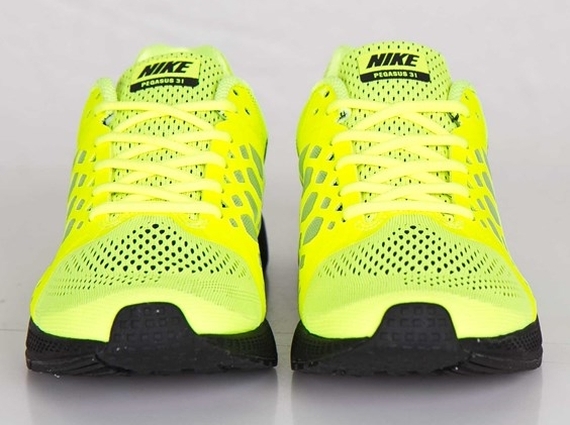 Nike Zoom Pegasus 31 Volt Black 06