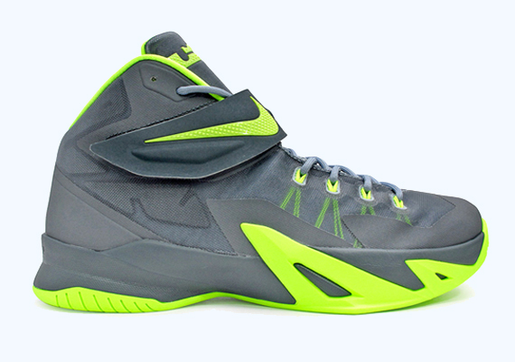 Nike LeBron Soldier 8 – Grey – Volt