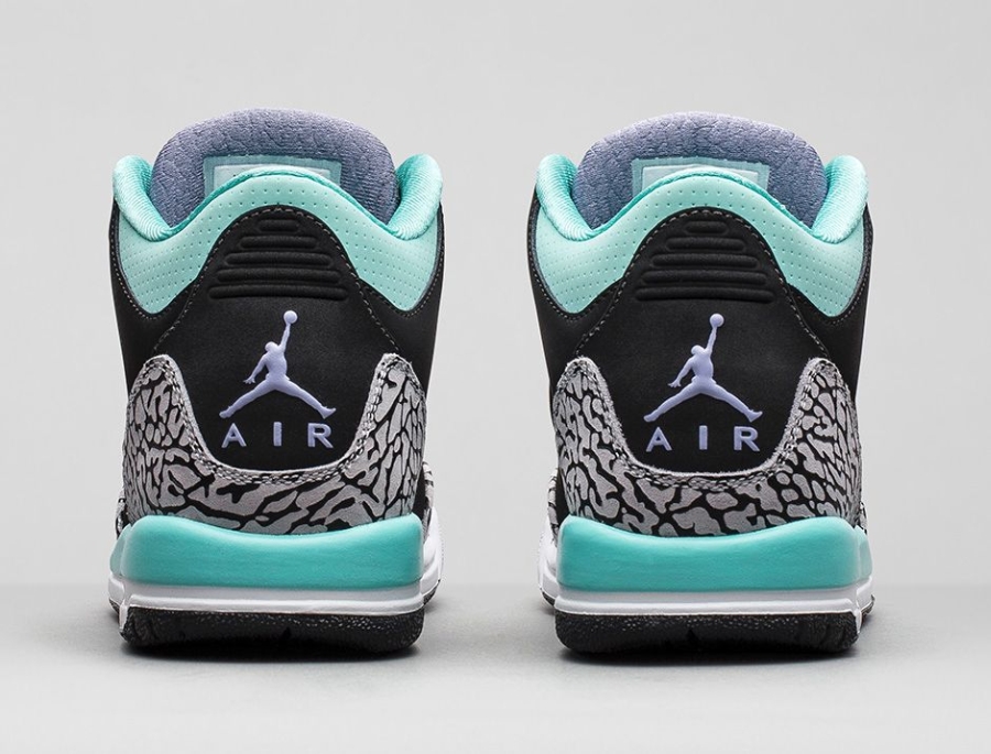 Air Jordan 3 Bleached Turquoise 03