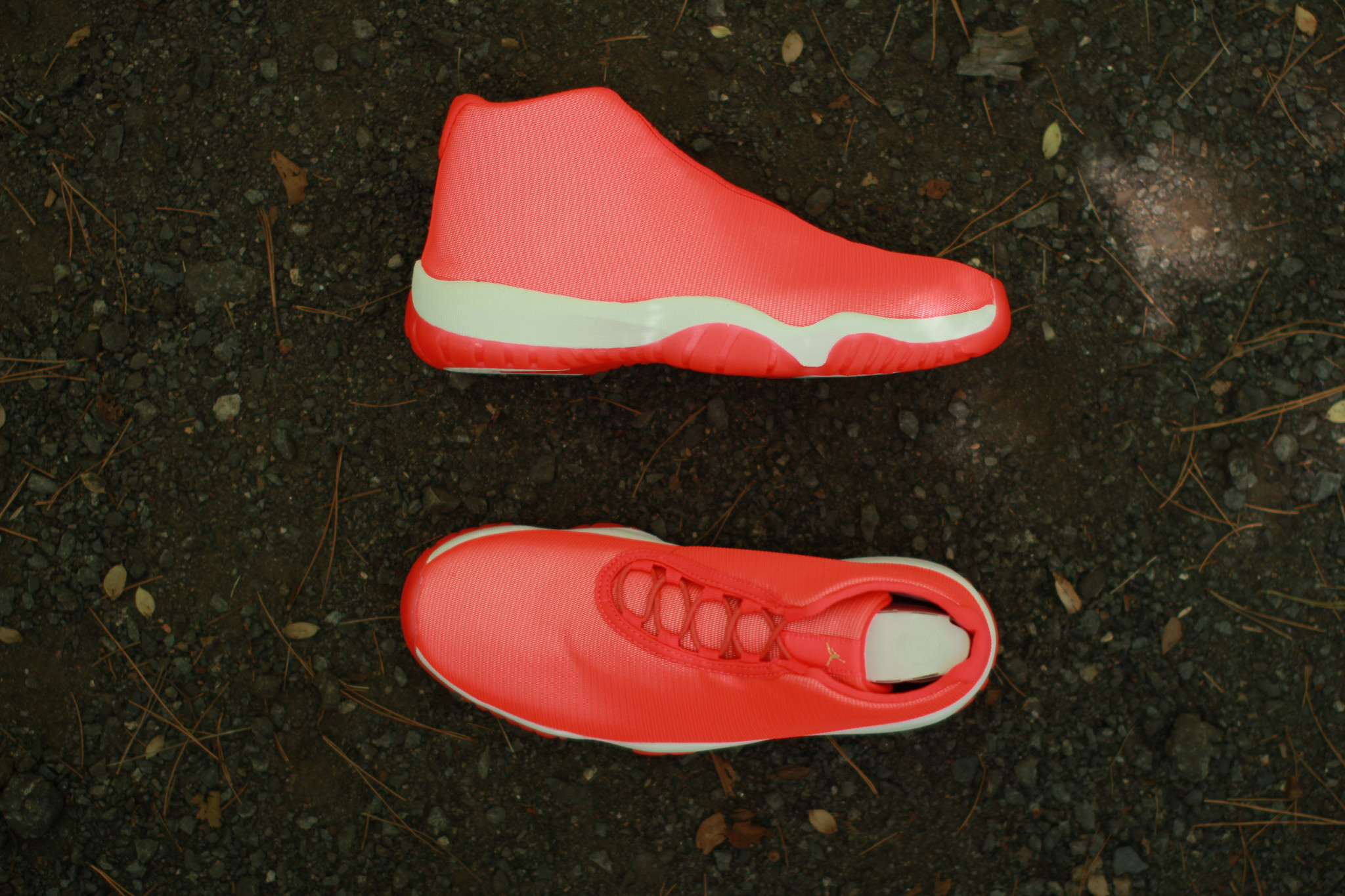 Air Jordan Future Infrared 23 Available 04