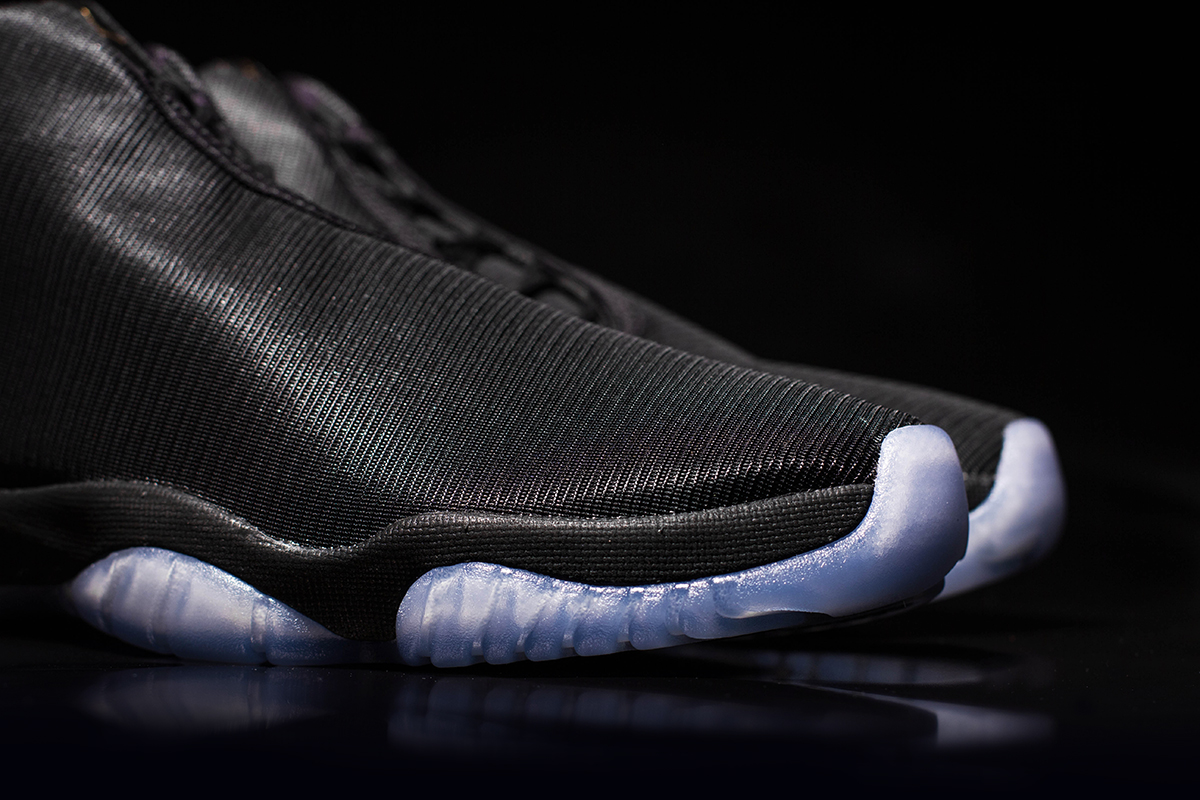 Closer Look Air Jordan Future August 27th Releases 04