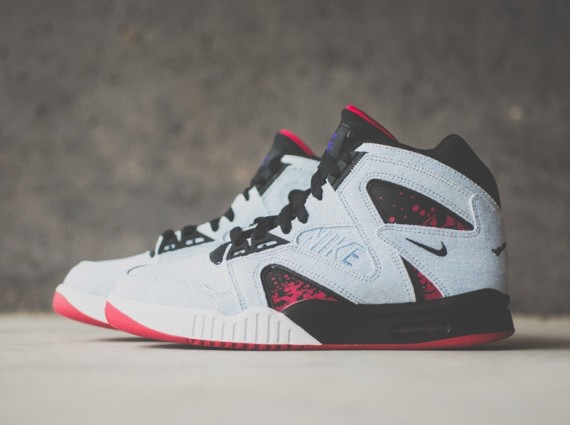 Denim Air Tech Challenge Hybrid 07 570x4251