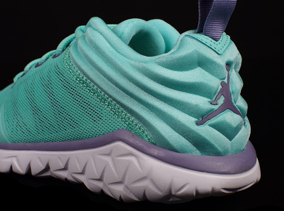 Jordan Flight Flex Trainer GS "Bleached Turquoise"