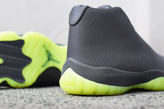Jordan Future Mesh Grey Volt 03