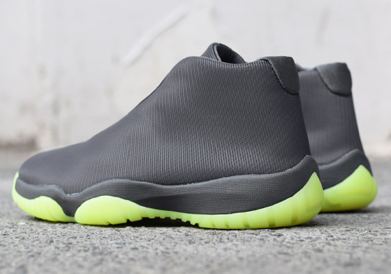 Jordan Future Mesh Grey Volt