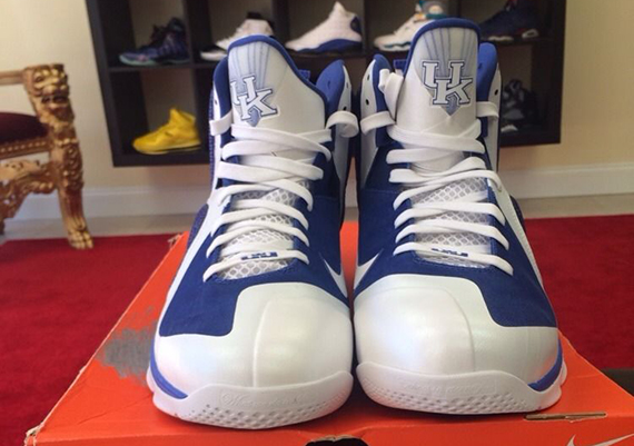 Lebron 9 Kentucky Wildcats Pe 2