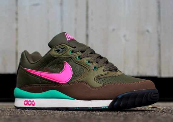 Nike ACG Air Wildwood - Cargo Khaki - Hyper Pink - Medium Olive