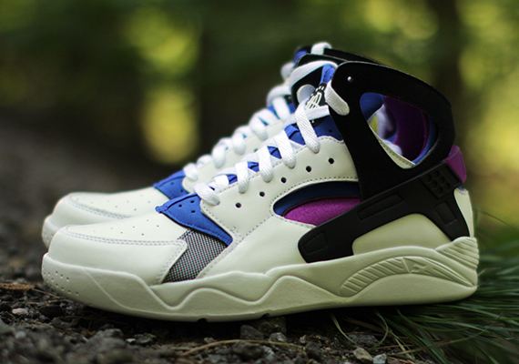 Nike Air Flight Huarache - Release Reminder