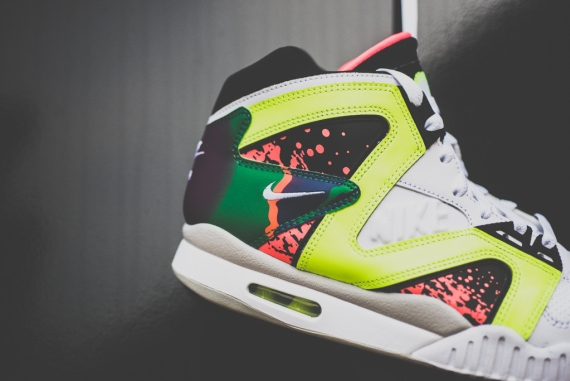 Nike Air Tech Challenge Hybrid White Volt Hot Lava 02