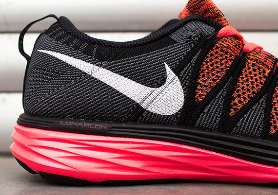 Nike Flyknit Lunar2 Hyper Punch Black Orange 1