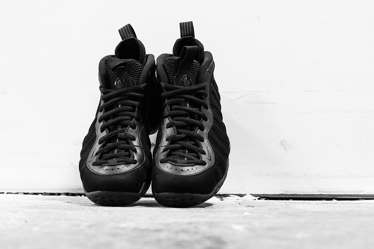 Nike Foamposite One Triple Black Suede Arriving 03