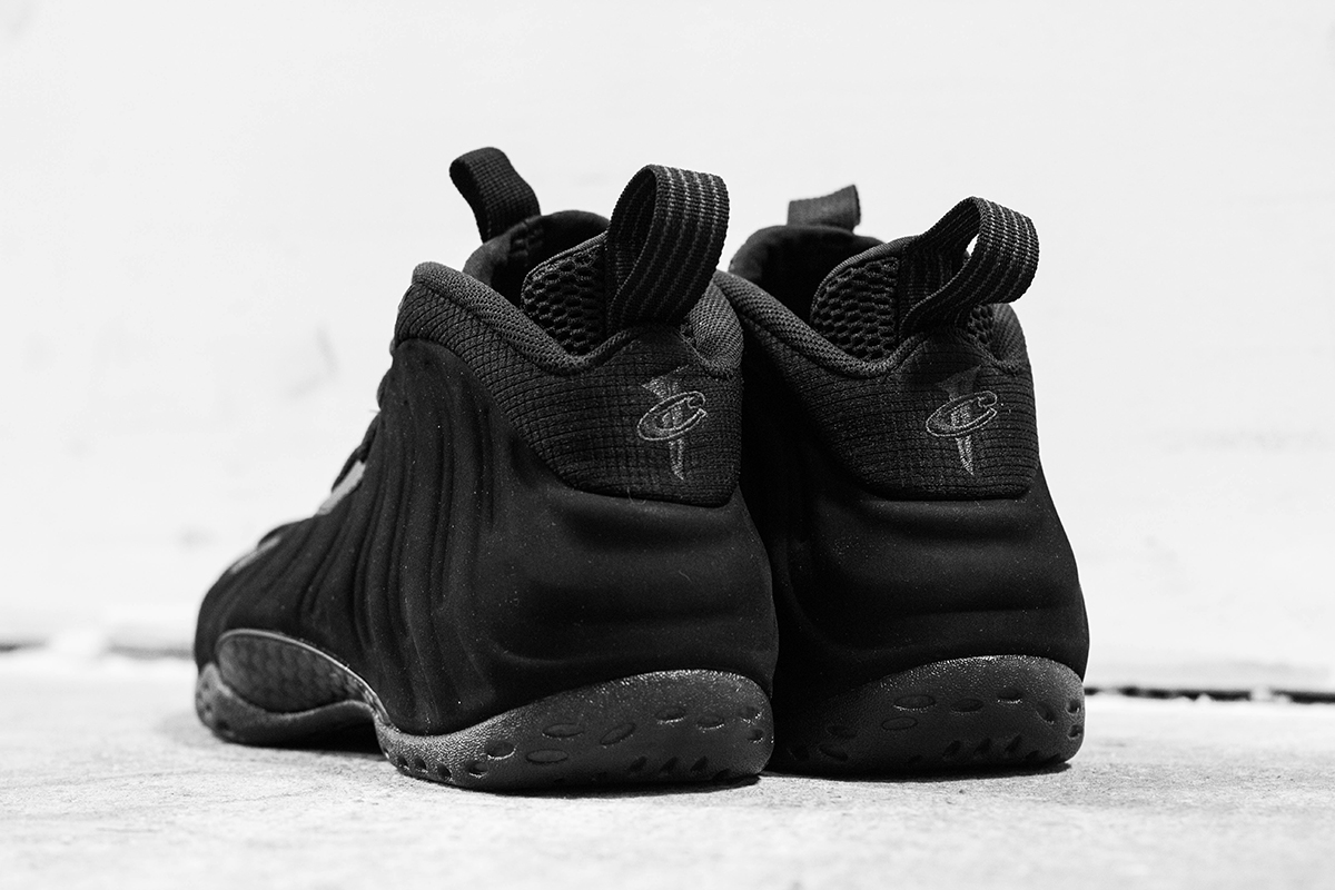 Nike Foamposite One Triple Black Suede Arriving 04