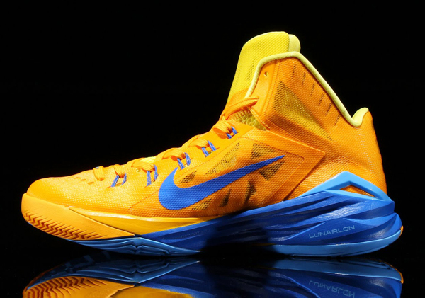 Nike Hyperdunk 2014 University Gold Hyper Cobalt Sonic Yellow 02