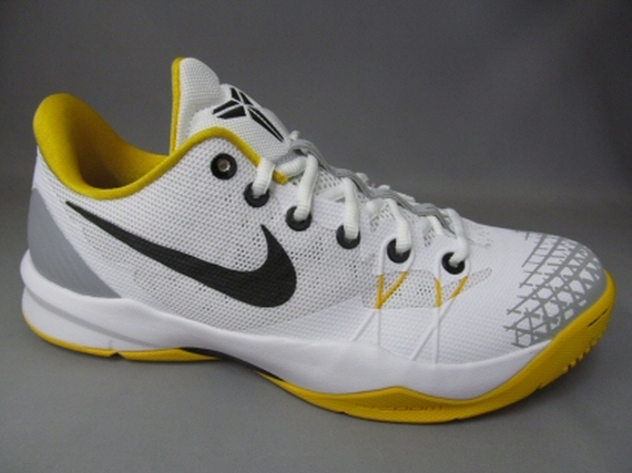 Nike Kobe Venomenon 4 White