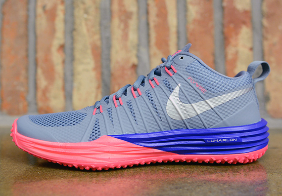 Nike Lunar Tr1 Magnet Grey Hyper Punch 1