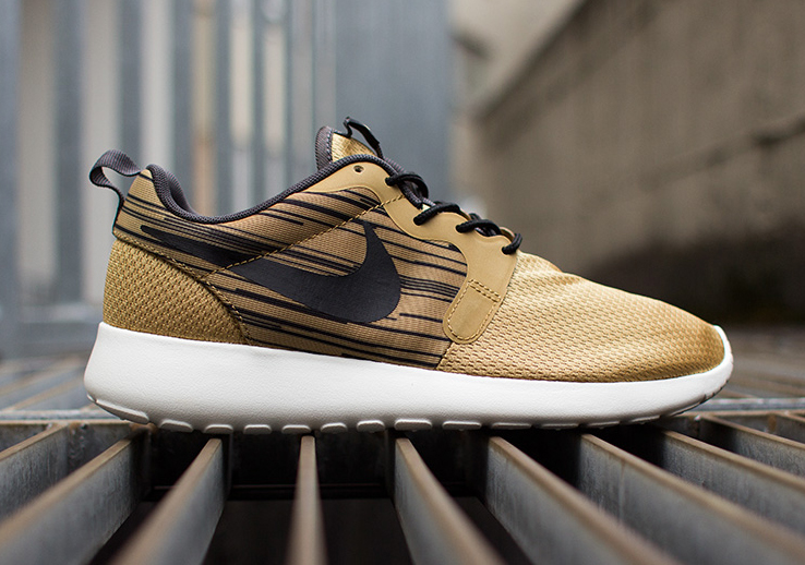 Nike Roshe Run Hyperfuse - Gold - Black