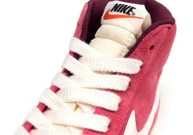 Nike Wmns Blazer Mid Pink Burgundy White 06