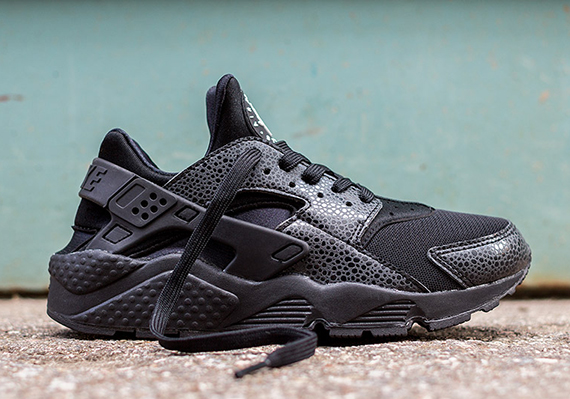 Nike Womens Air Huarache Black Safari 1