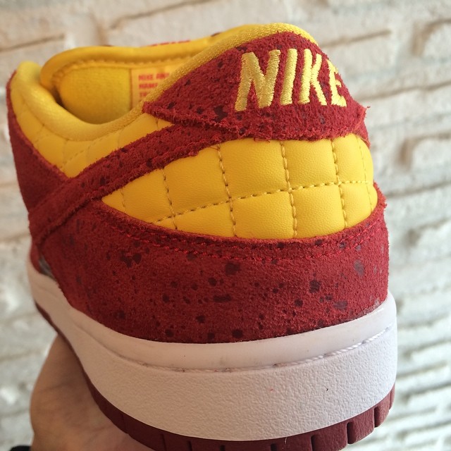 Rukus Nike Sb Dunk Low Crawfish 02