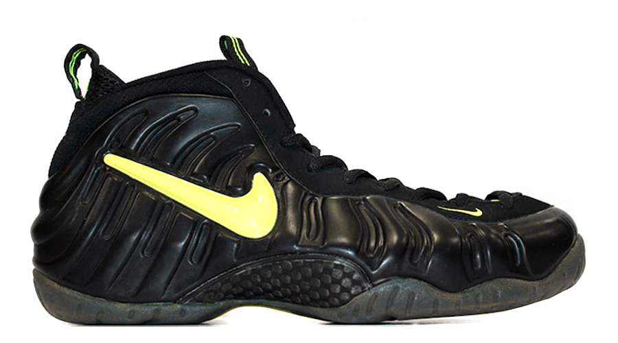 Sneaker News Nine At Nine Black Foams Voltage Pro