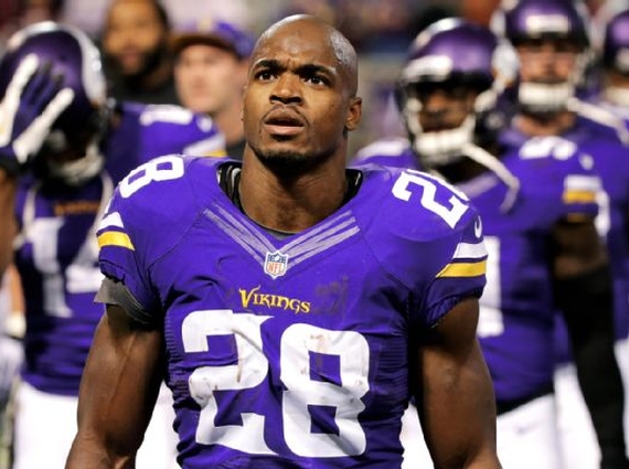 Nike Suspends Adrian Peterson Contract