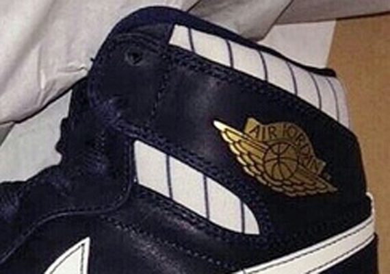 Air Jordan 1 Jeter