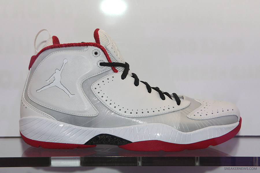 Air Jordan White Red Chicago Wbf 27