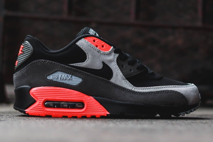 Air Max 90 Infrared Pigeon 02