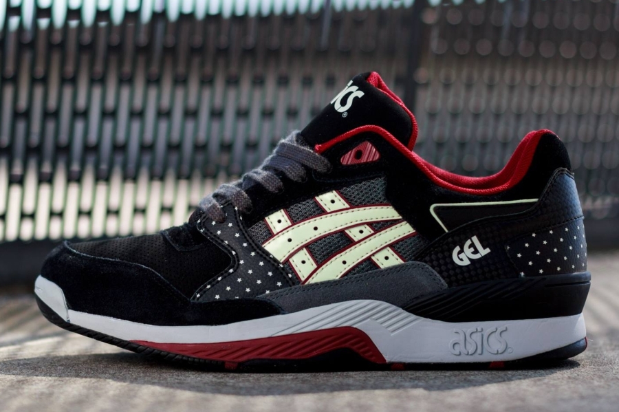 Asics Glow In The Dark Retros 07