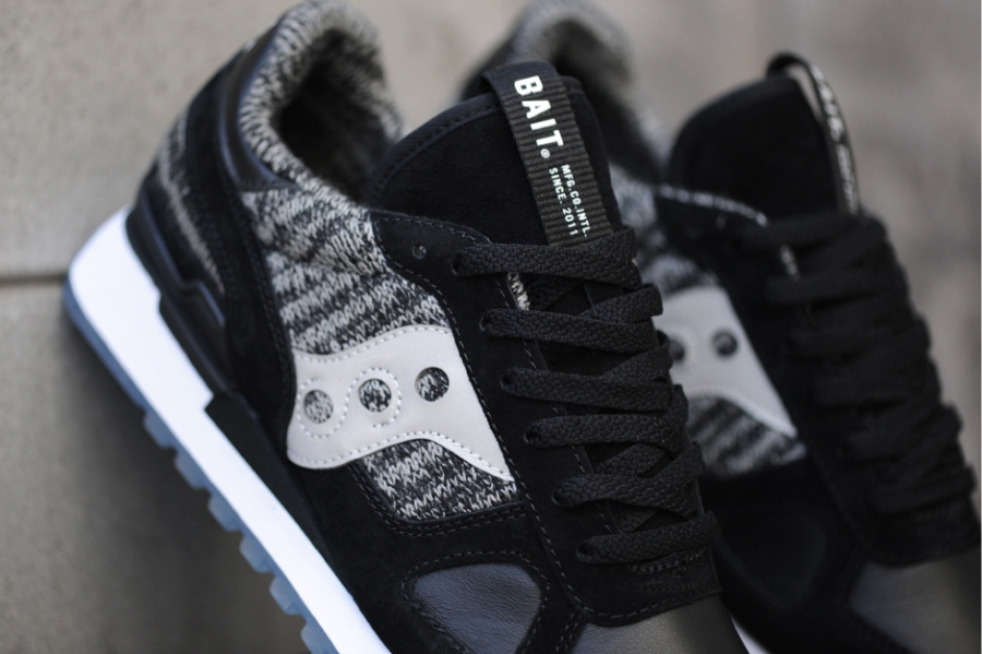 Bait Saucony Cruel World 3 Global Warning 03