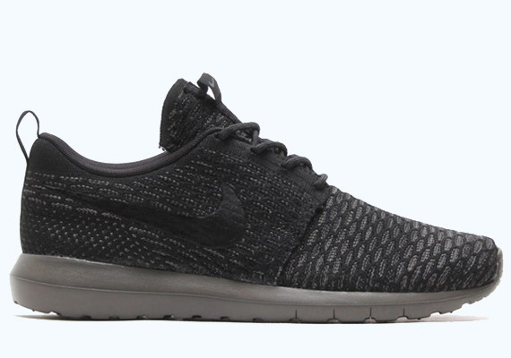 Nike Flyknit Roshe Run – Black – Midnight Fog