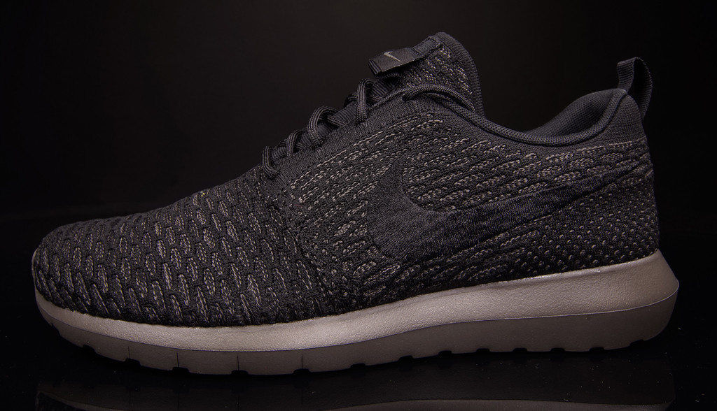 Flyknit Roshe Run Red Black 08