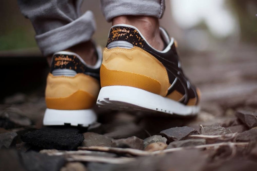 Hanon Asics Glover Pack 12