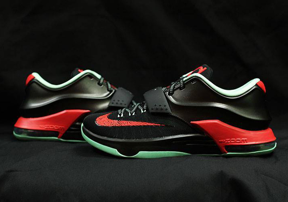 Nike KD 7 "Bad Apple"