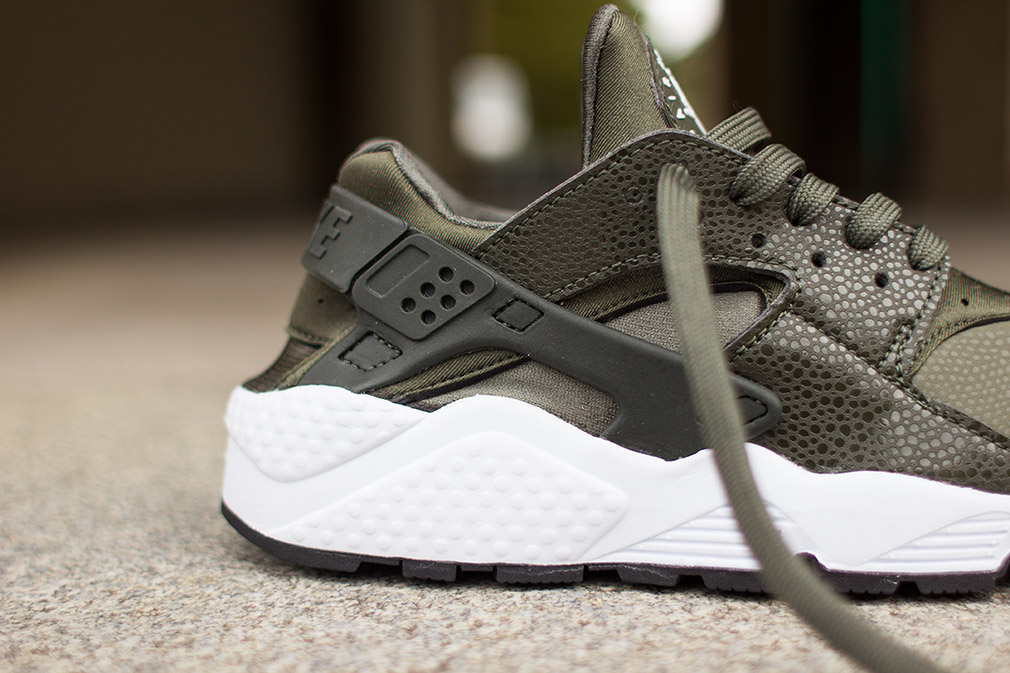 Nike Air Huarache Cargo Khaki Safari 07