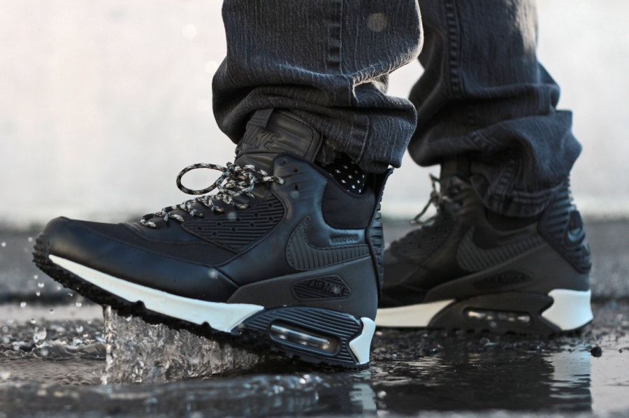 Nike Air Max 90 Winterized Sneakerboot Black Reflective 01