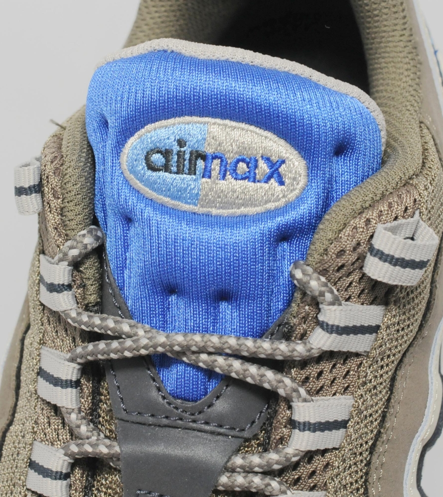 Nike Air Max 95 Dune 02