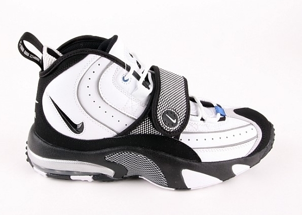 Nike Air Max Pro Streak 02