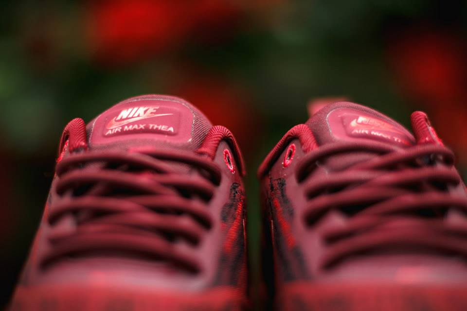 Nike Air Max Thea Jcrd Team Red Action Red 05