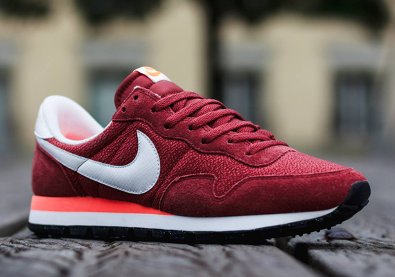 Nike Air Pegasus '83 - Cedar - Summit White - Hyper Crimson