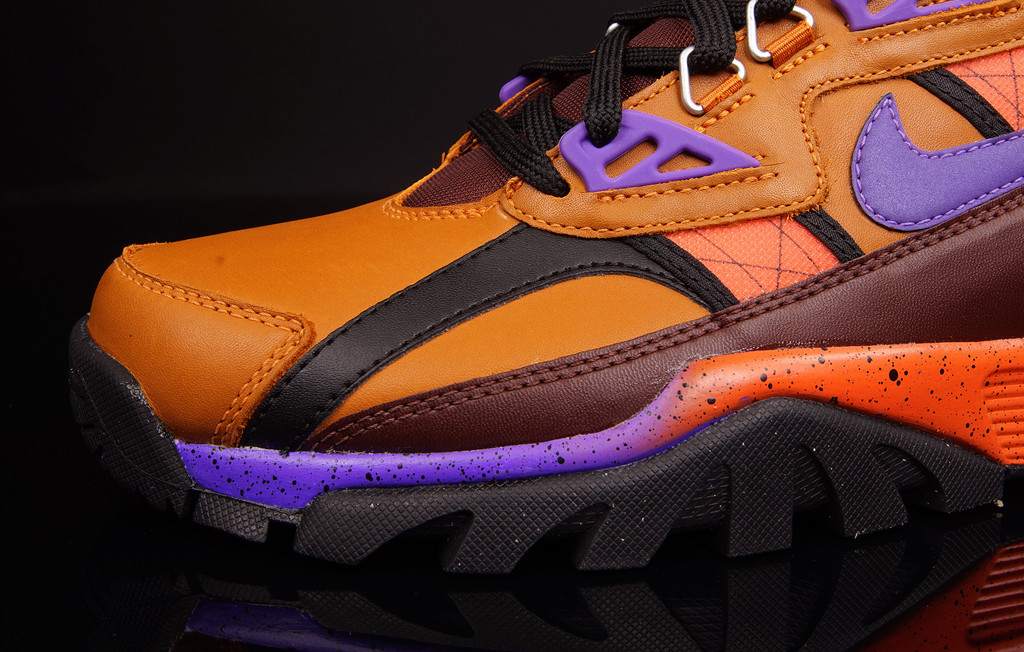 Nike Air Trainer Sc High Sneakerboot Tuscan Rust Hyper Grape Barkroot Brown 01