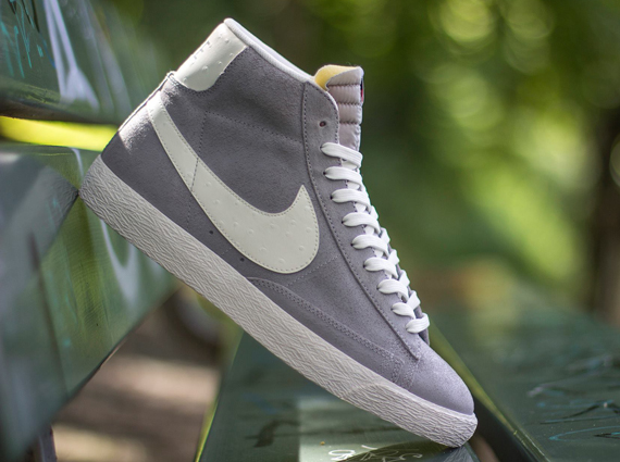 Nike Blazer Mid Premium Vintage "Wolf Grey"